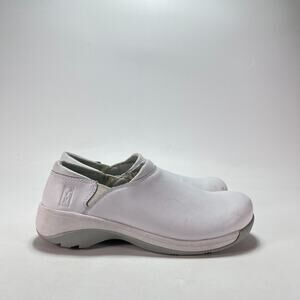 MOZO Forza White Slip On Slip Resistant Chef Nursing Shoes 3703 Women's Size 9